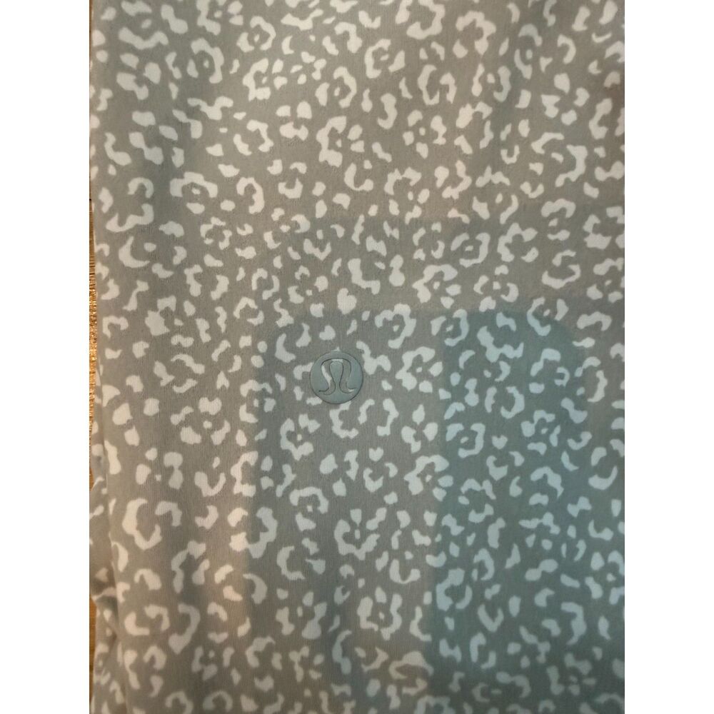 Lululemon Wunder Train High Rise Gray Leopard Print Leggings Size 12 - Picture 5 of 5